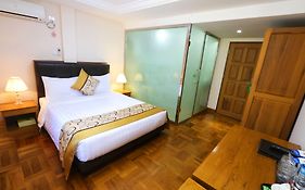 โรงแรม บาโฮซี